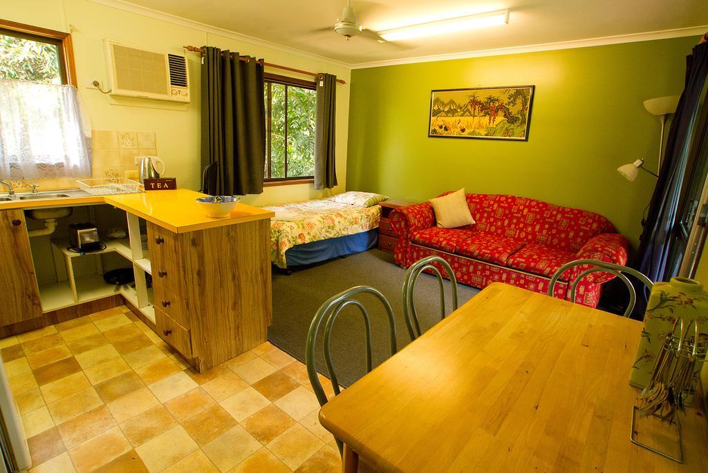 Lake Eacham Tourist Park & Cabins Cameră foto