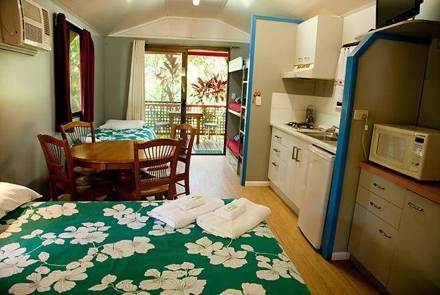 Lake Eacham Tourist Park & Cabins Exterior foto